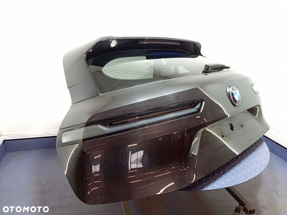 BMW iX I20 KLAPA BAGAŻNIKA TYŁ TYLNA A90 SOPHISTOGRAU - 2