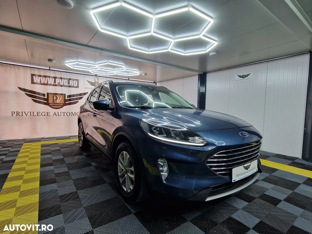 Ford Kuga 1.5 EcoBlue Aut. TITANIUM - 3