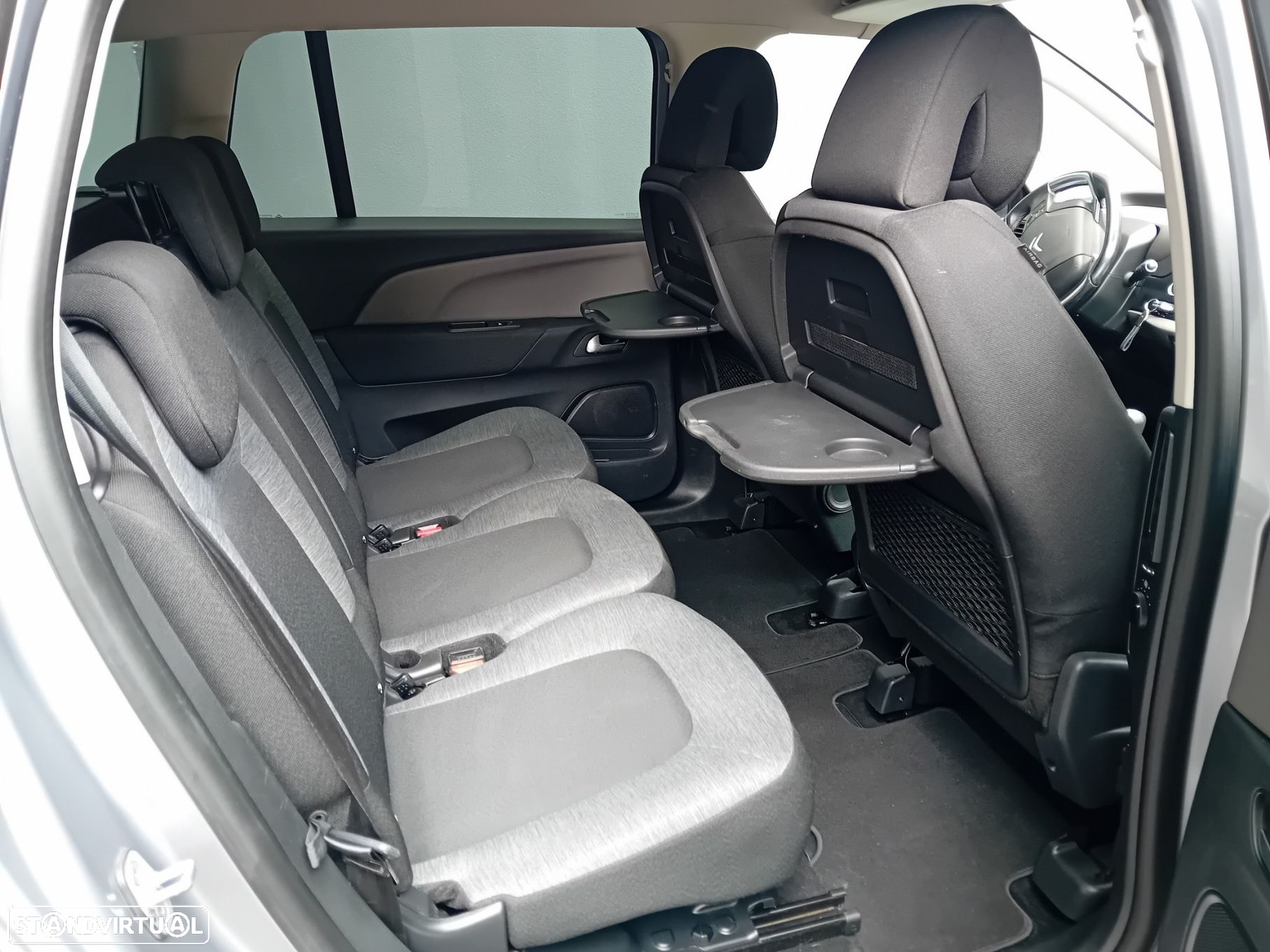 Citroën C4 Grand Picasso 1.2 PureTech Intensive J17 - 12
