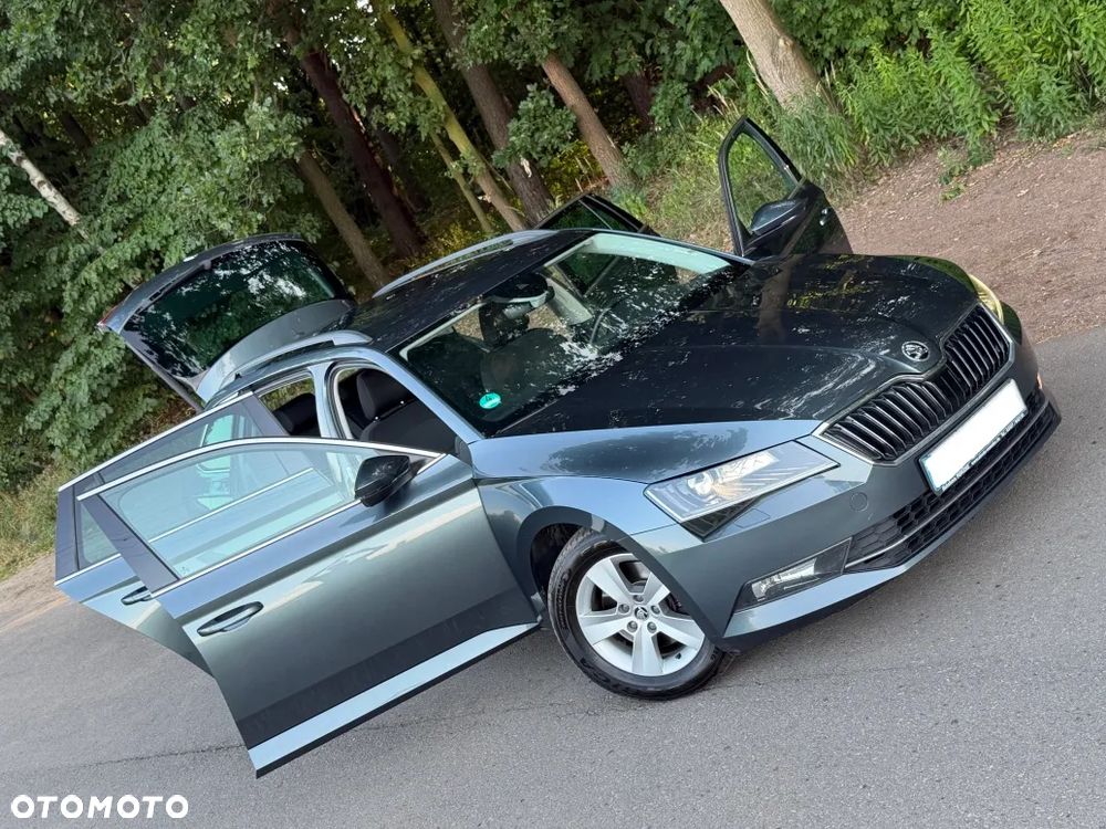 Skoda Superb 2.0 TDI 4x4 Ambition - 8