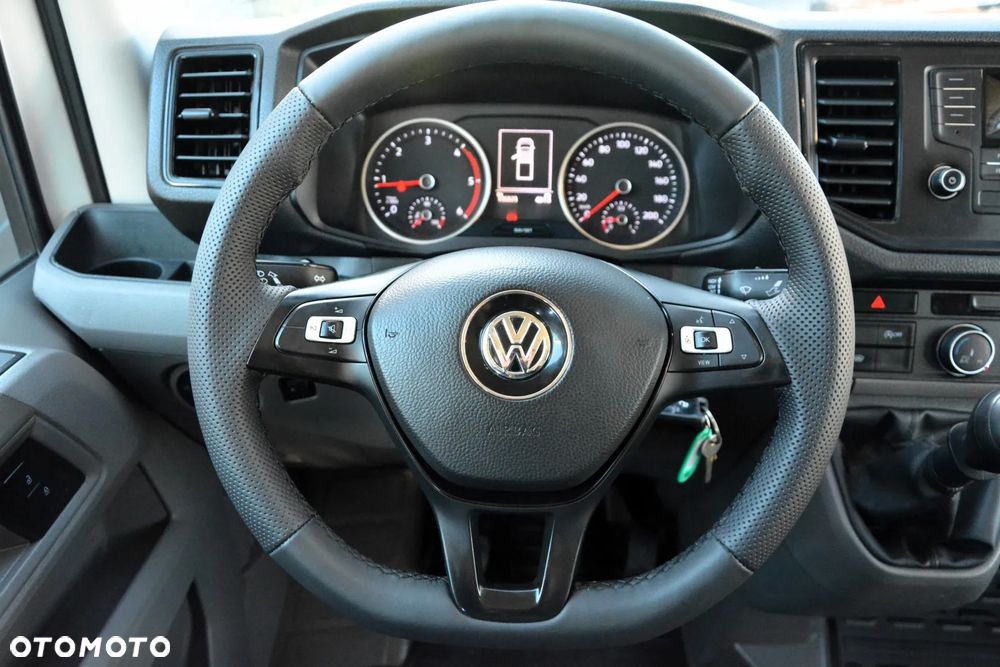 Volkswagen Crafter - 11