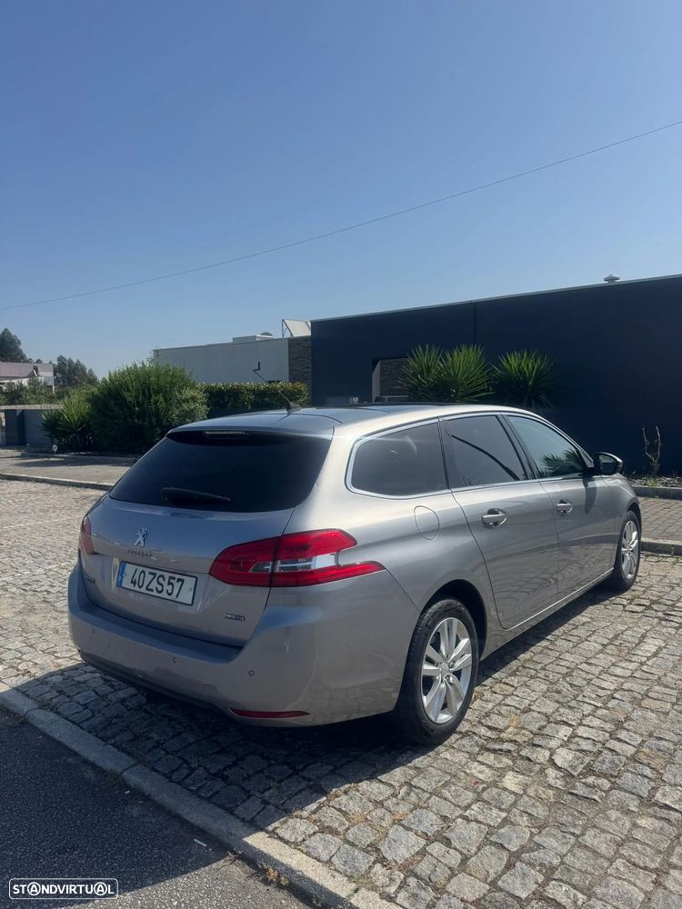 Peugeot 308 SW BlueHDi 120 Stop & Start Allure - 4