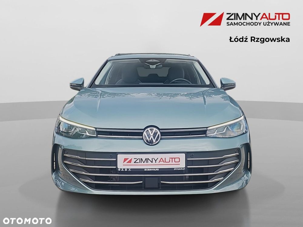 Volkswagen Passat - 11