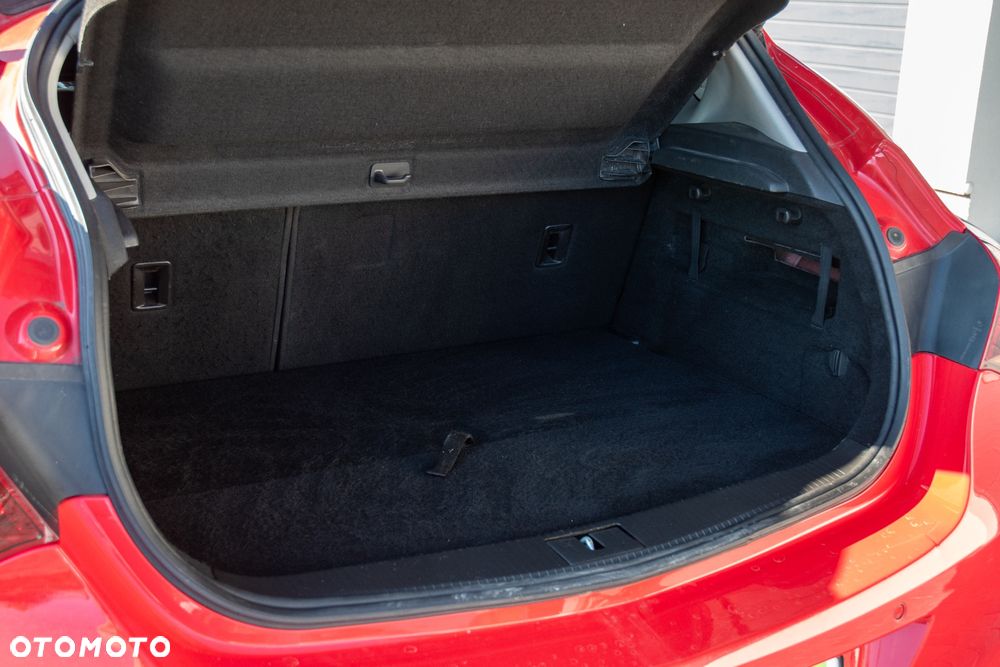 Opel Astra 1.6 T Cosmo - 30