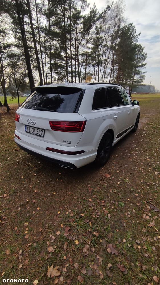 Audi Q7 - 11