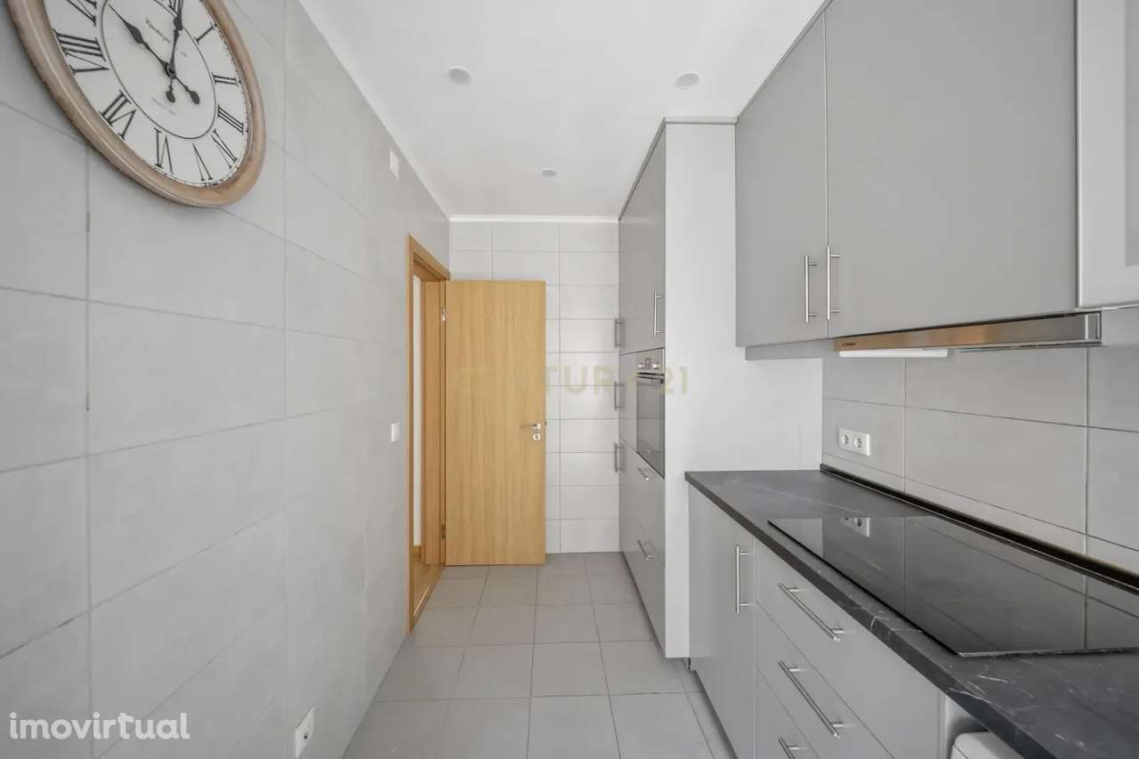 Apartamento Renovado em Venteira, Amadora - 2 Quartos - Grande imagem: 3/17