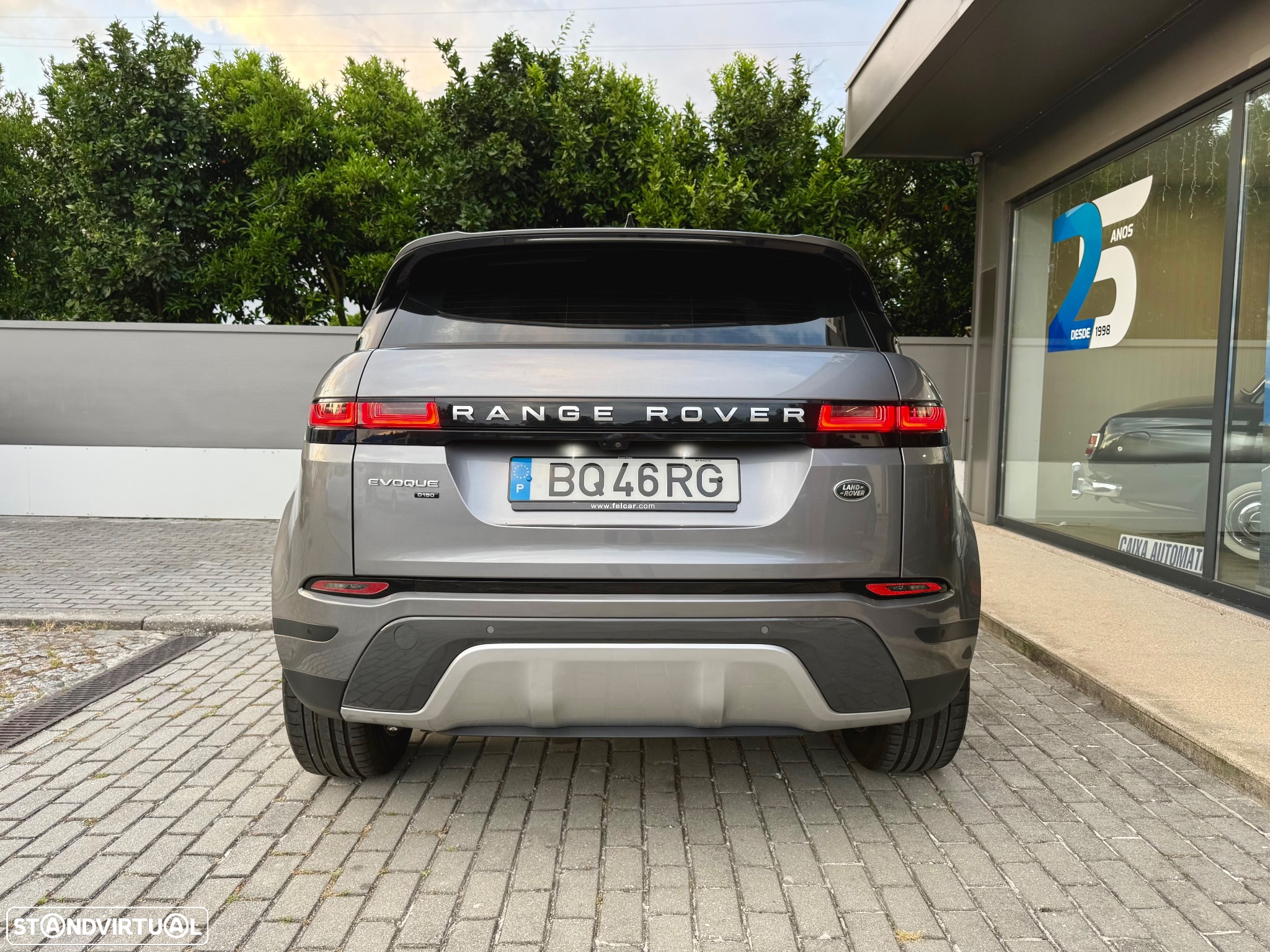 Land Rover Range Rover Evoque 2.0 D150 AWD Auto - 5