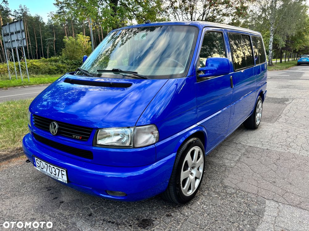 Volkswagen Multivan - 22