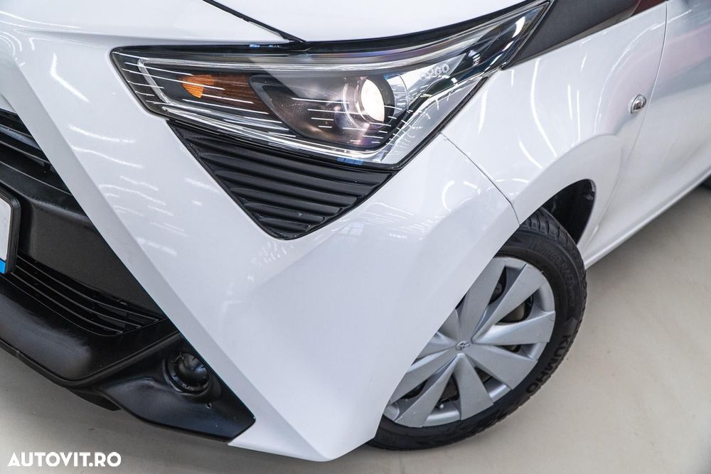 Toyota Aygo 1.0 VVY-I 5 usi X-style - 33