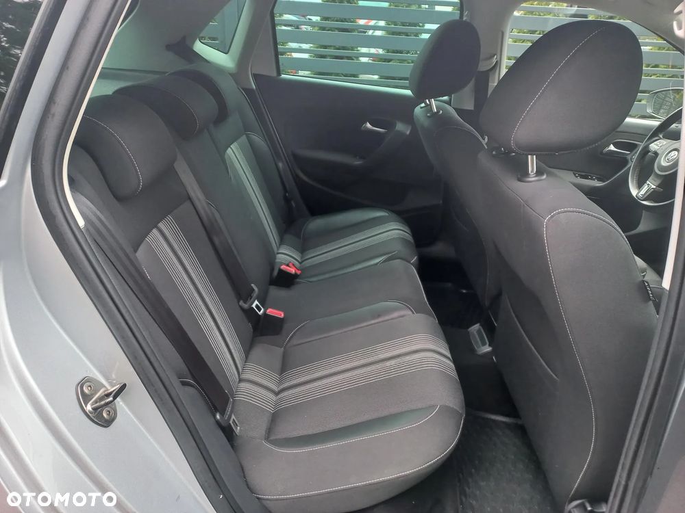 Volkswagen Polo 1.4 DSG Team - 8