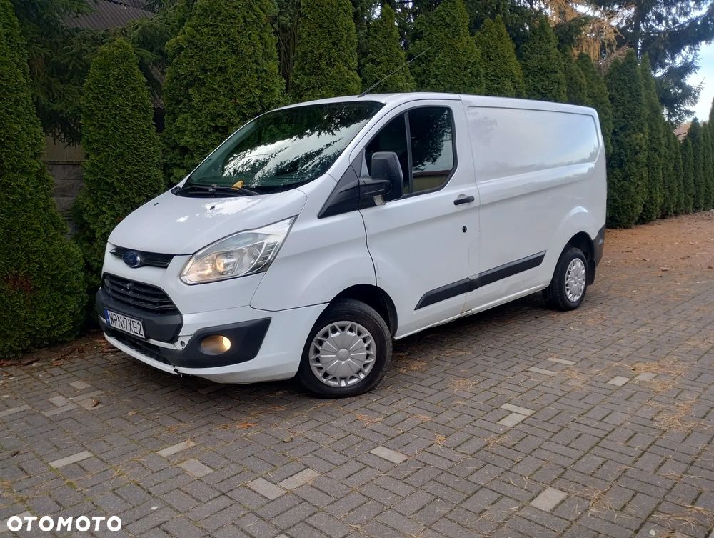 Ford TRANSIT CUSTOM - 11
