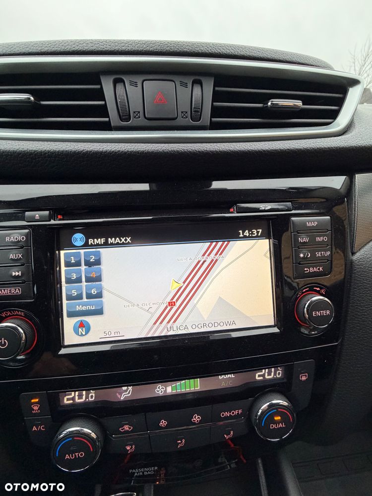 Nissan Qashqai 1.2 DIG-T N-Connecta Xtronic EU6 - 27