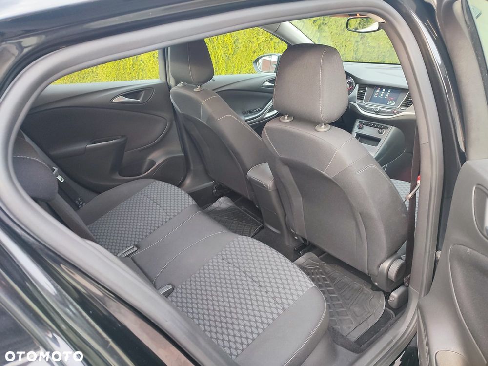 Opel Astra - 12