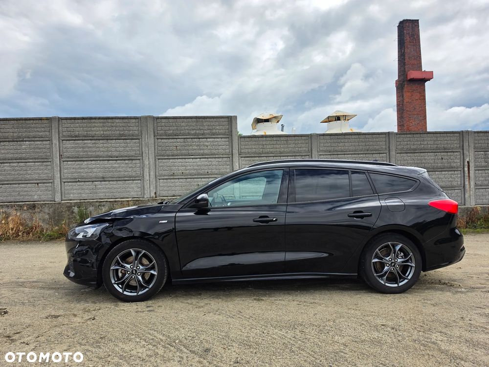 Ford Focus 1.0 EcoBoost STart-Stopp-System ST-LINE X - 28
