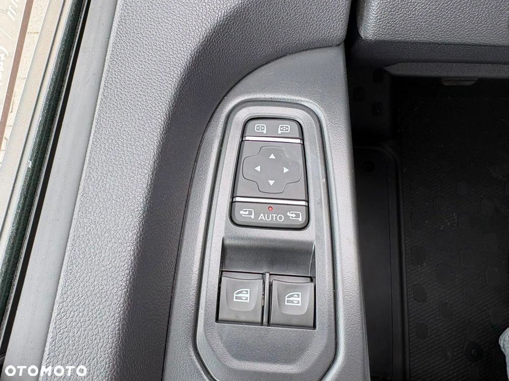 Renault Trafic - 14