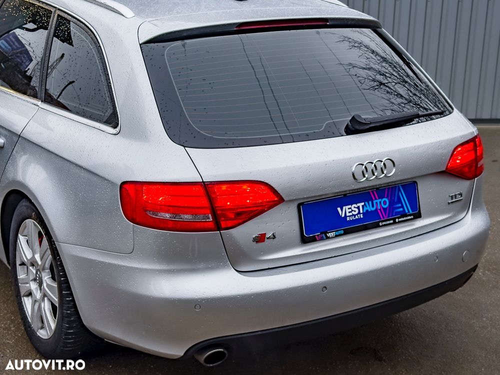 Audi A4 Avant 3.0 TDI DPF quattro S line Sportpaket (plus) - 38