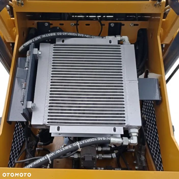 Miniładowarka Kołowa Burtowa WORKMAX 460 SKID-STEER Zestaw (Łyżka + Młot) - 8