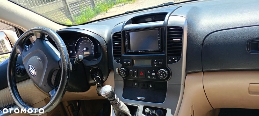 Kia Carnival 2.9 CRDi Freedom - 6