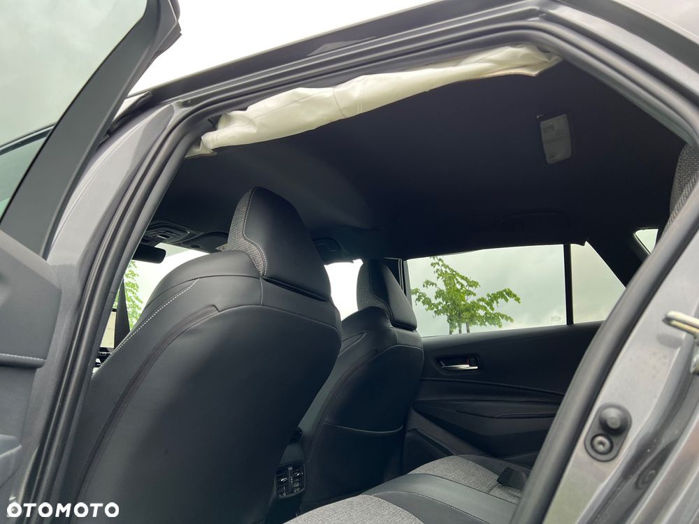 Toyota Corolla 1.8 Business Edition - 11