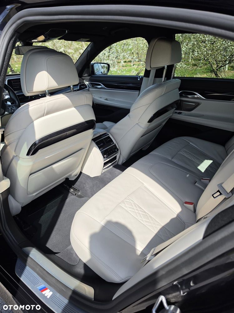 BMW Seria 7 750d xDrive sport - 8
