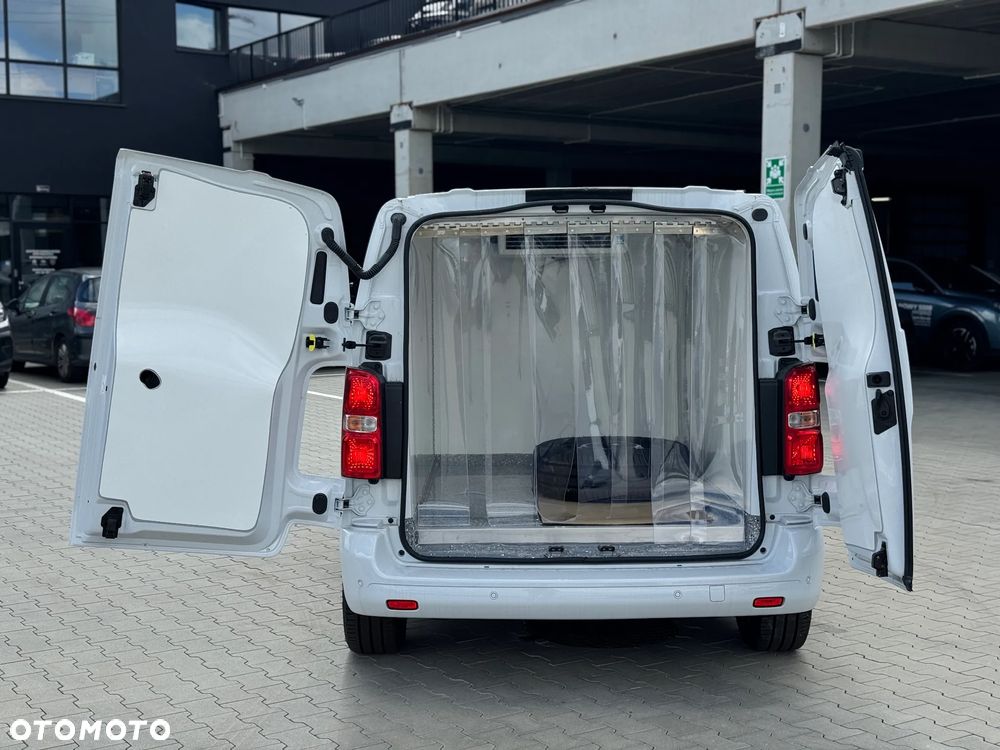 Opel Vivaro - 8