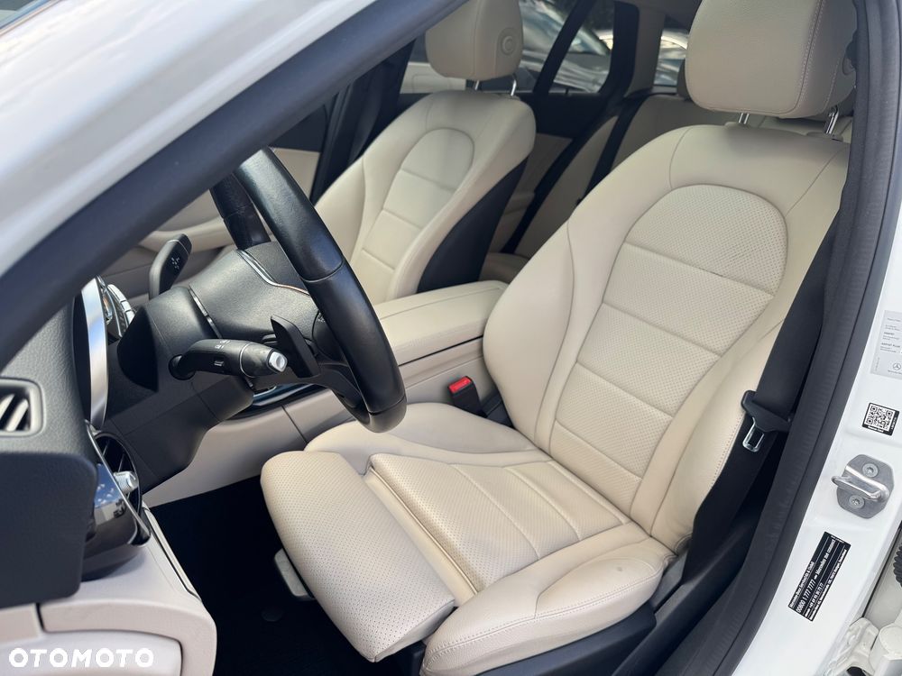Mercedes-Benz Klasa C 220 d 4Matic 9G-TRONIC Avantgarde - 14