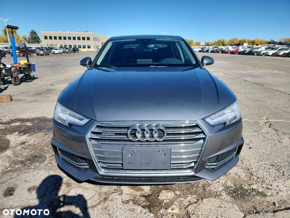 Audi A4 Limousine - 5