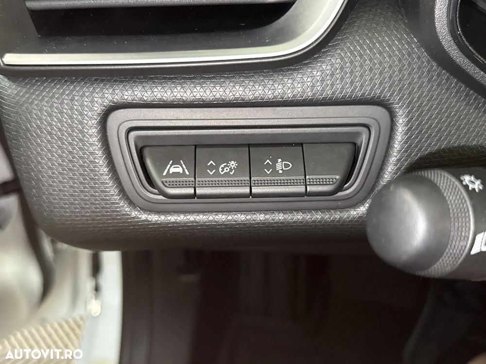 Renault Clio - 15