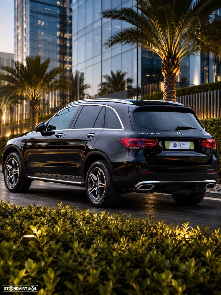 Mercedes-Benz GLC 300 de 4Matic 9G-TRONIC AMG Line - 1