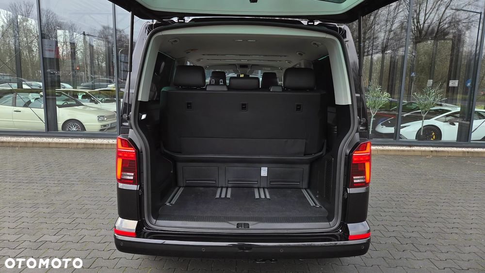 Volkswagen Multivan - 26