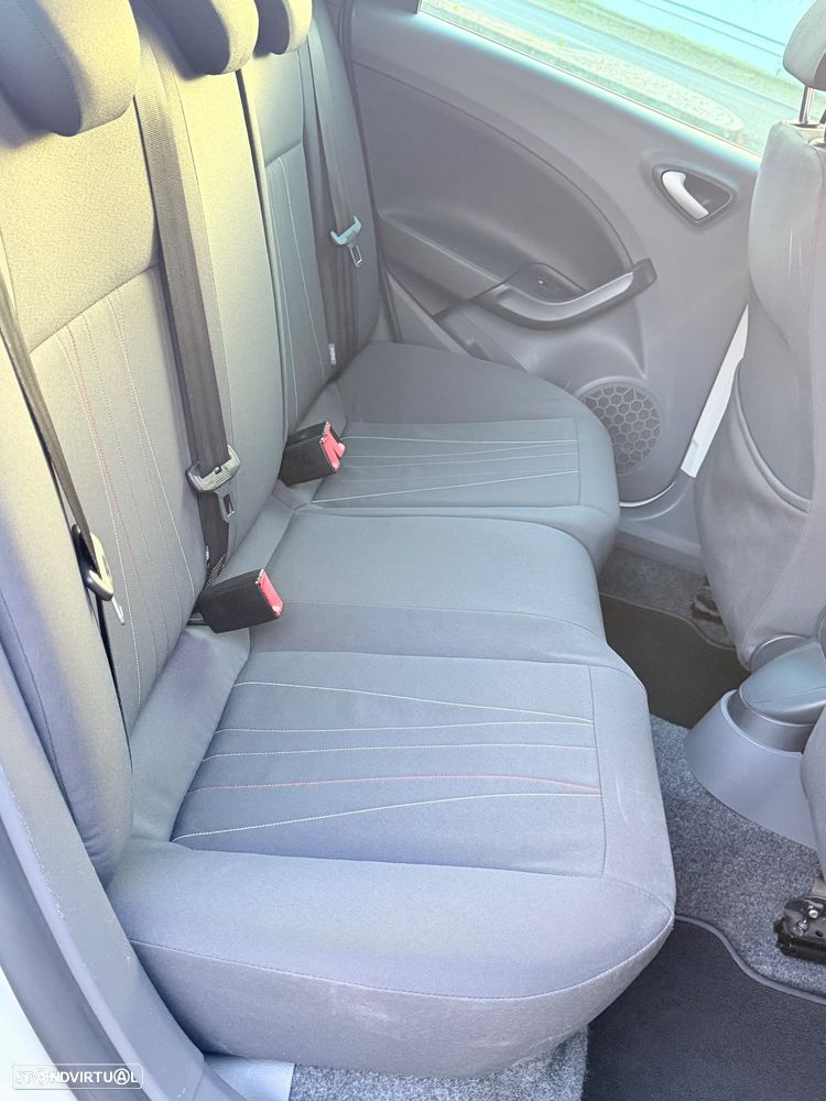 SEAT Ibiza ST 1.6 TDI Copa DPF - 10