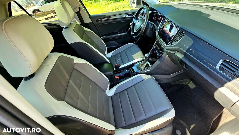 Volkswagen T-Roc - 13