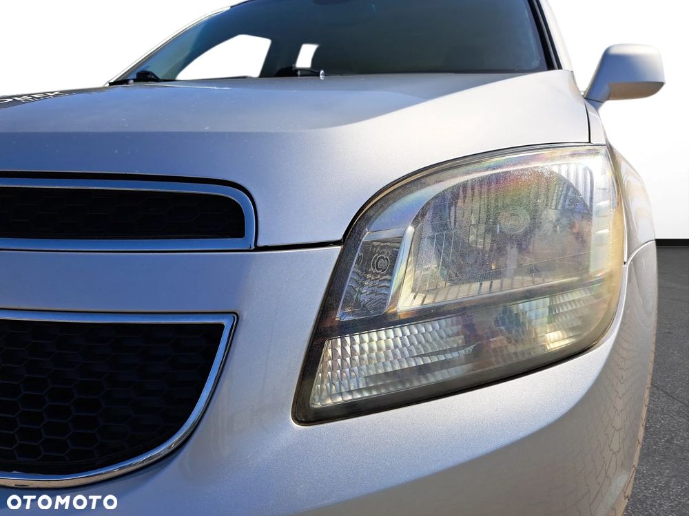 Chevrolet Orlando - 11