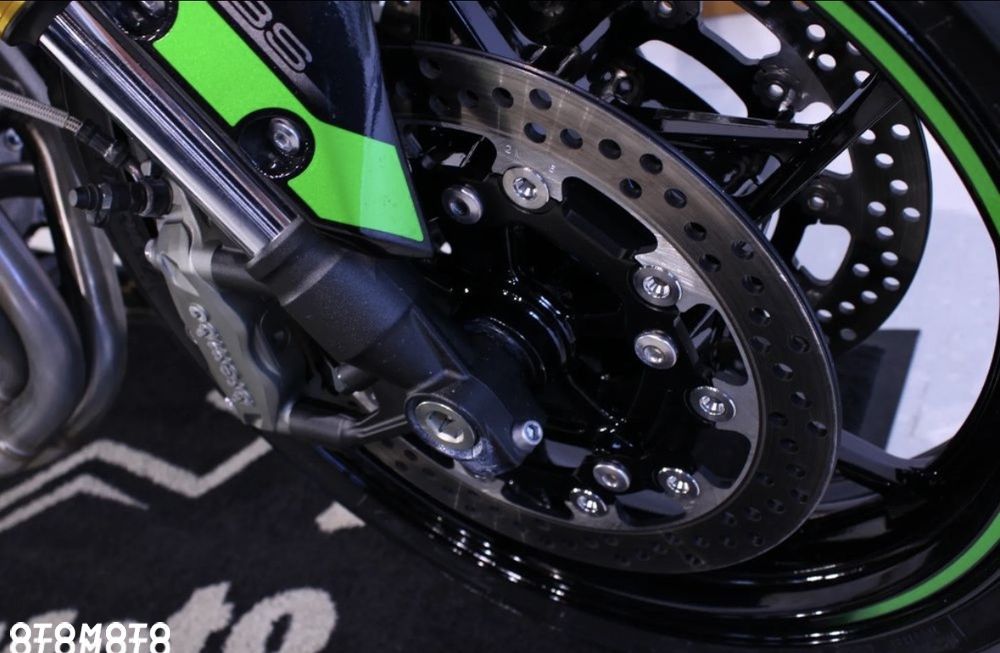 Kawasaki Z 900 - 26