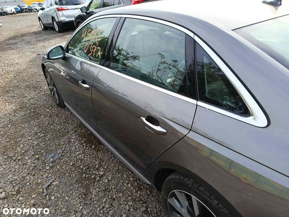 Audi A4 Limousine 40 TFSI quattro S tronic - 21