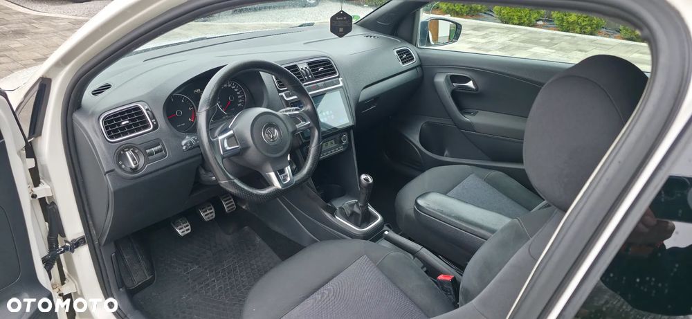Volkswagen Polo 1.6 TDI DPF Highline - 15