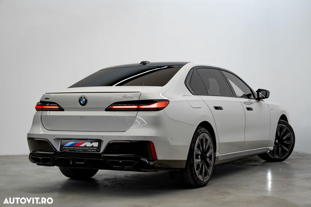 BMW Seria 7 730Ld xDrive MHEV - 3