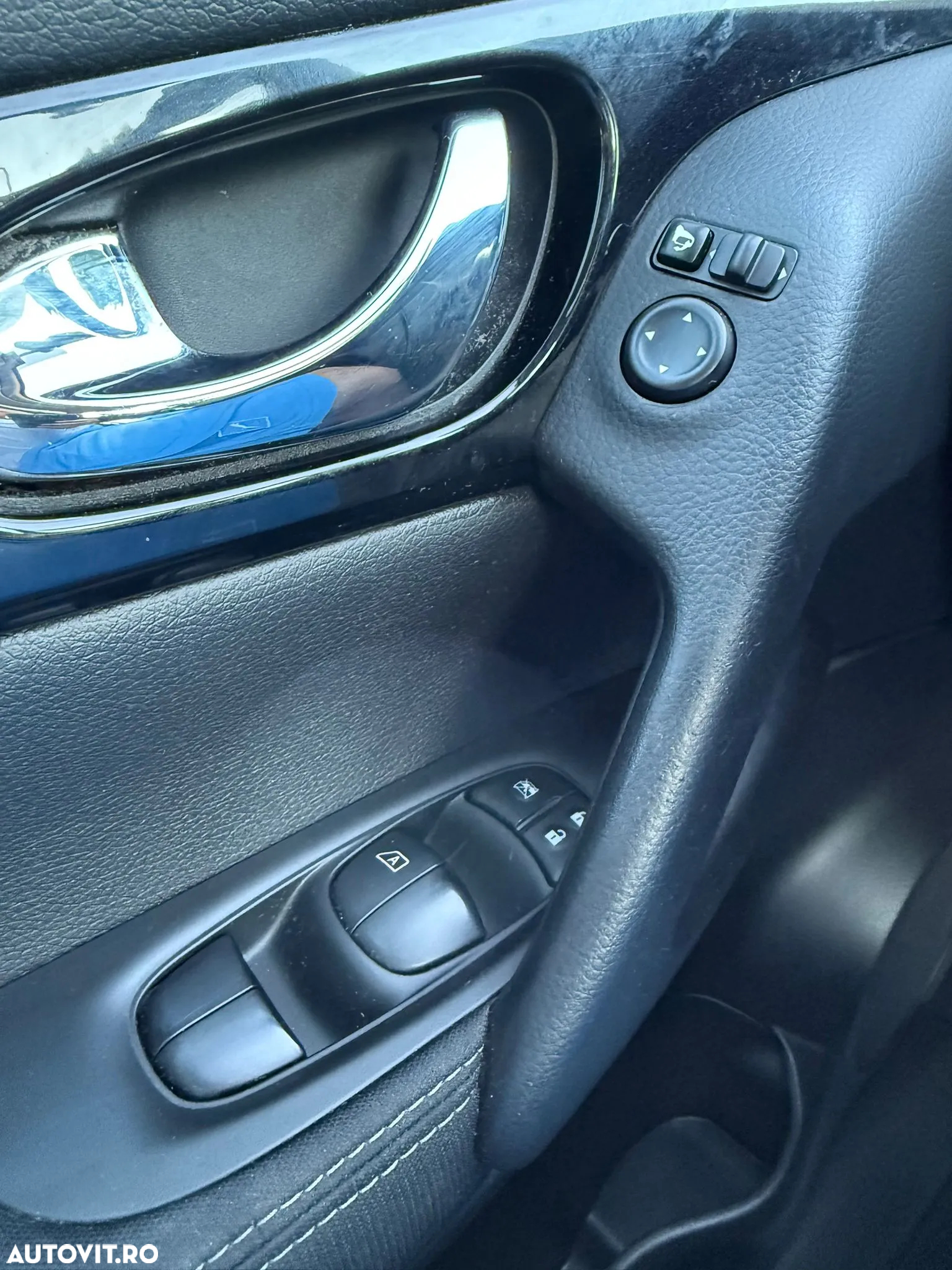 Nissan Qashqai 1.6 DCI Start/Stop N-Connecta - 10