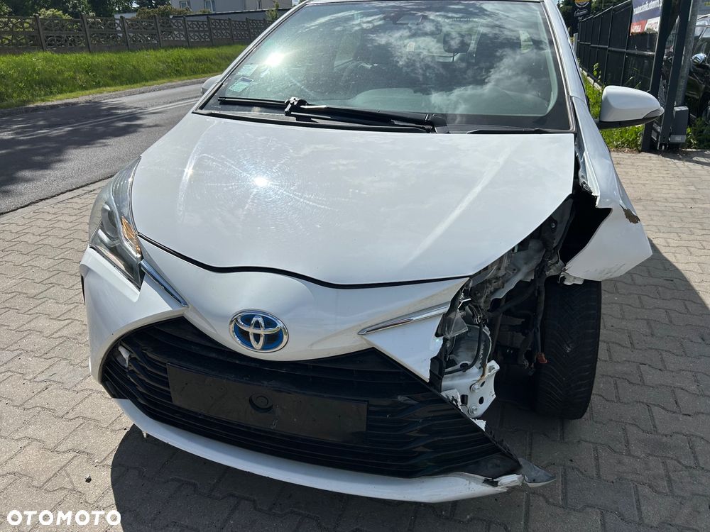 Toyota Yaris - 30