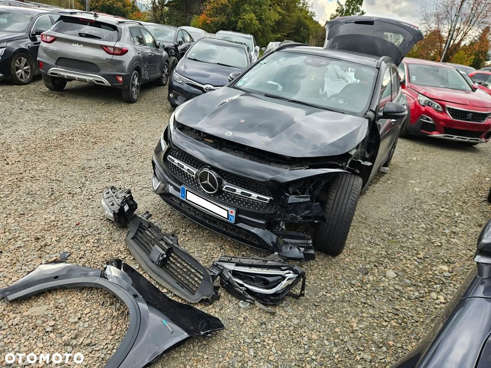 Mercedes-Benz GLA 250 e 8G-DCT AMG Line Advanced Plus - 18