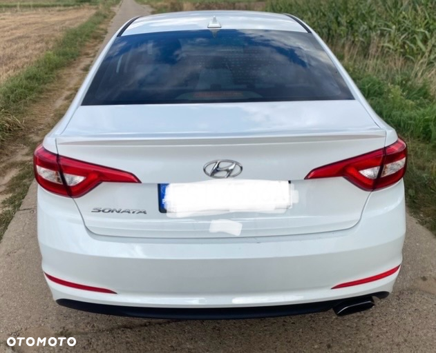 Hyundai Sonata - 6