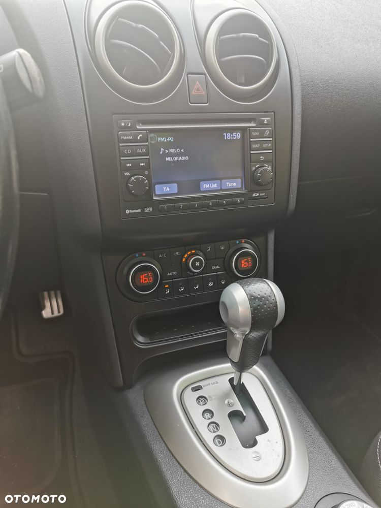 Nissan Qashqai+2 2.0 4x4 Tekna CVT - 5