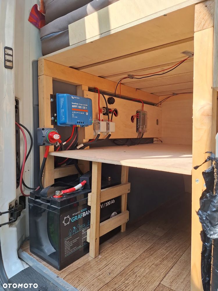 Mercedes-Benz Sprinter - 19