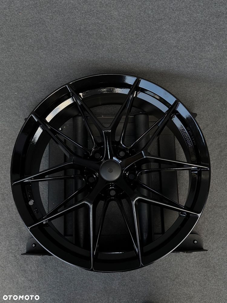 NOWE felgi 19  czarny połysk 5x120 ET35 BMW F10 Z3 Z4 E46 X1 X3 E83 F25 X5 E90 F30 F32 F34 GT F01 F12 F20 E87 F22 E60 xDrive Opel Insignia JR44 JR21 Styling M Pakiet Forzza Vossen HF7 Japan Racing JR28 alufelgi - 8