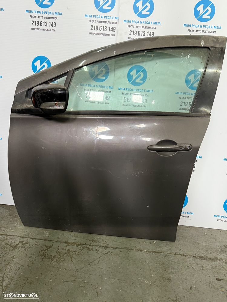 Porta frente esquerda Renault Zoe - 1