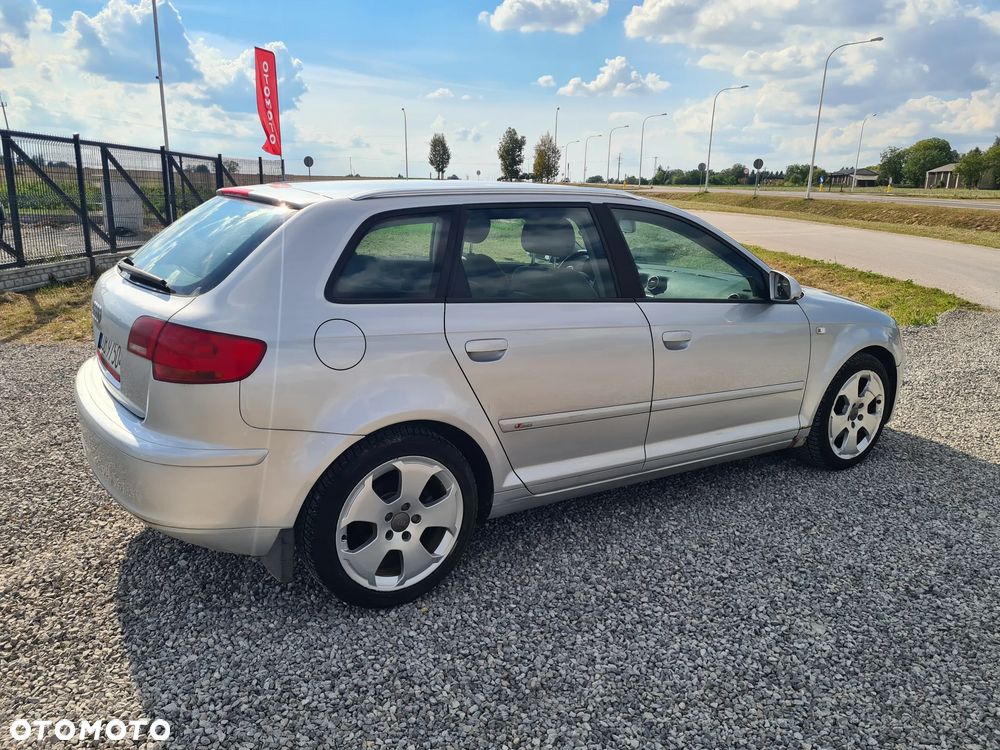 Audi A3 Sportback - 11