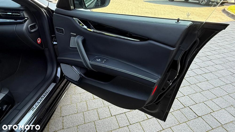 Maserati Quattroporte GranSport GTS - 32