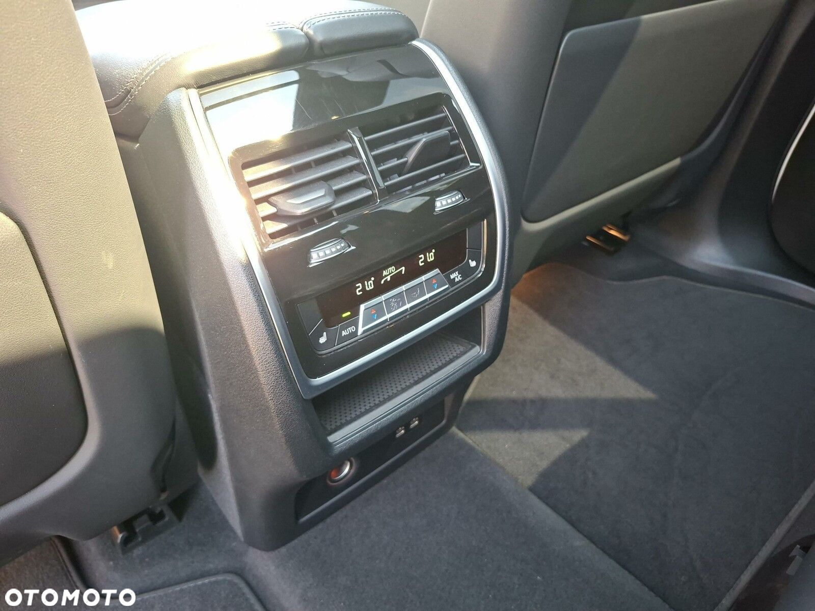 BMW X7 - 16