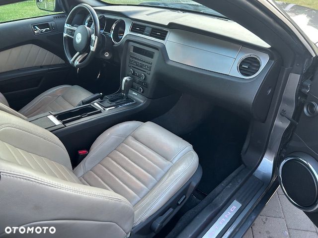 Ford Mustang 3.7 V6 Premium - 16
