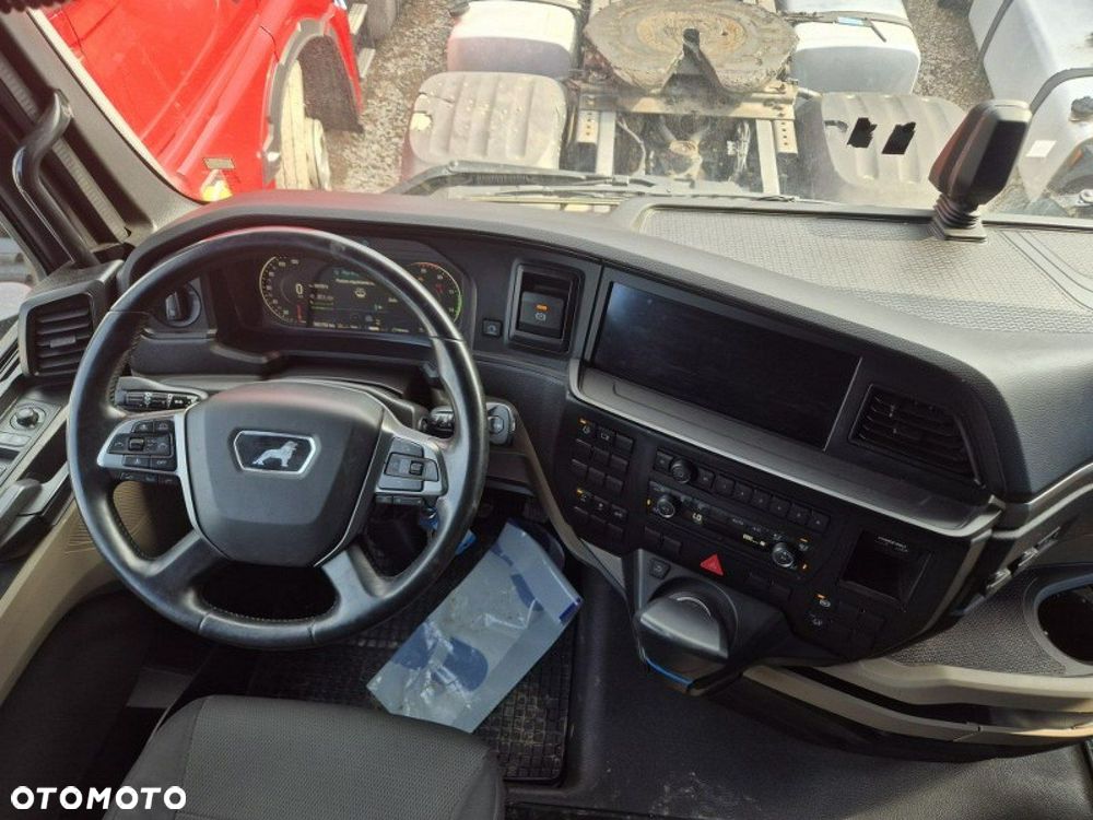 MAN tgx - 16